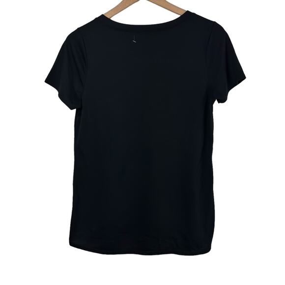 DISNEY WOMENS SIZE LARGE V-NECK T-SHIRT MICKEY AND FRIENDS SHORT SLEEVE TOP - Picture 2 of 4